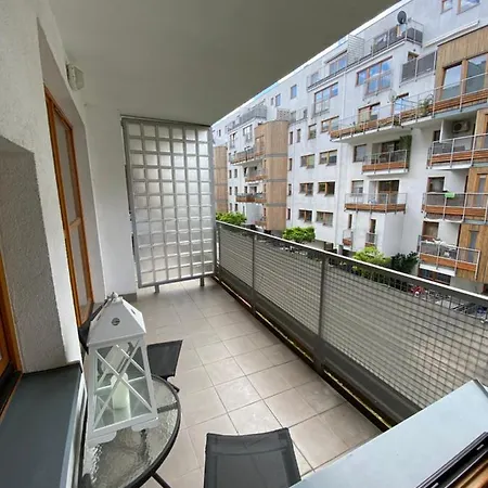 Secret Chelmska Apartman Varsó